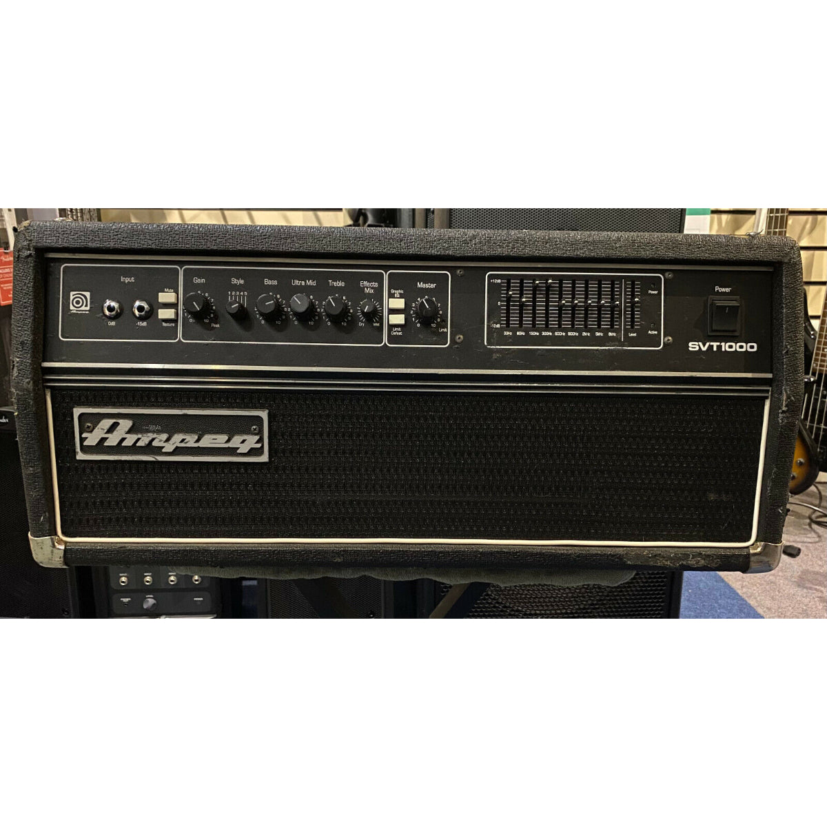 AMPEG SVT1000, 1000W BASS AMP, USED