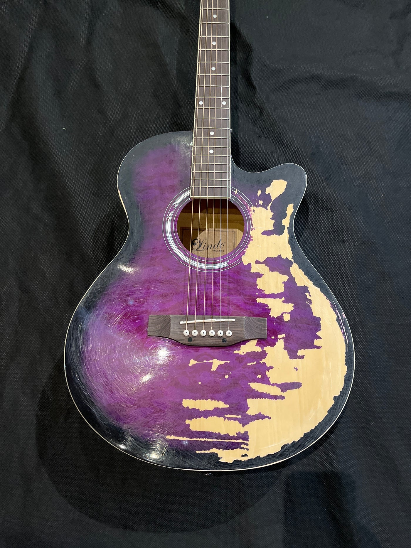 Acoustic guitar with Cutaway, Purple, Used - FF30B