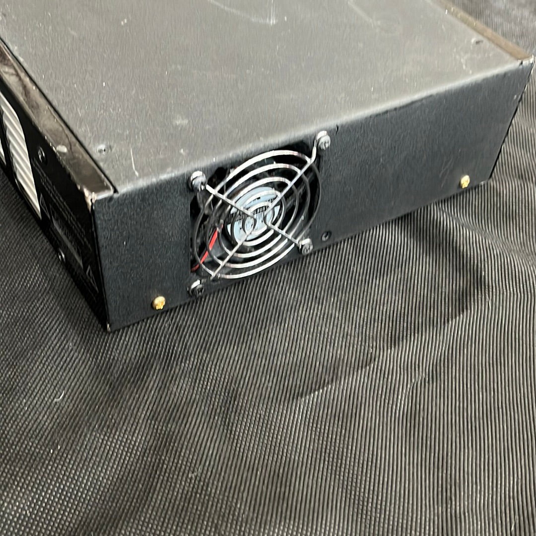 E300 - 300 Watt Bass Head, Used