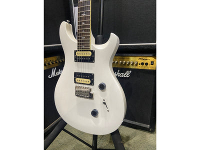 SE Standard 24 & Bag, White pearl, Ex-demo (#B17641)